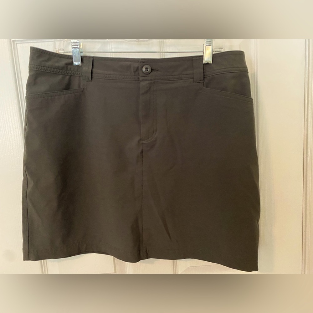 Great pre-owned condition Eddie Bauer skort.  Size 12, dark gray/green color